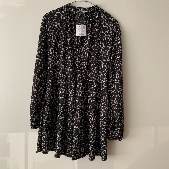 Pull&Bear Floral Printed Smock Dress in Multi - Picture 4 of 6